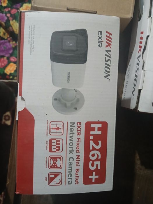 Video Kamera 4 ta monitor 1 ta