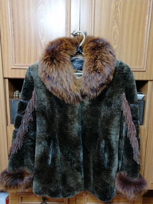 Продам подростковую шубу