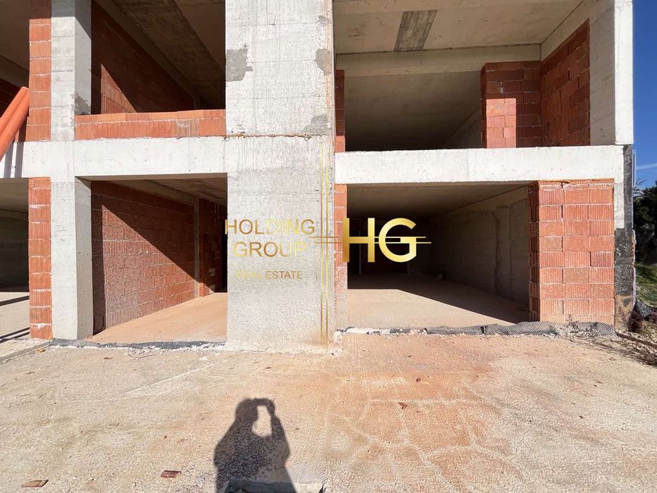 Продава се Двустаен апартамент в Варна, Бриз - 104 кв.м за 1529 €/кв.м - Снимка #1