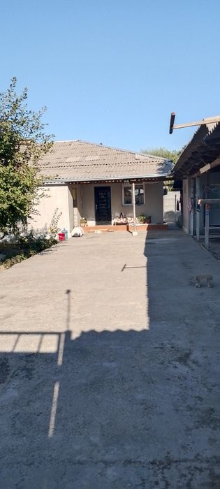 Уй сотилади 5 соток