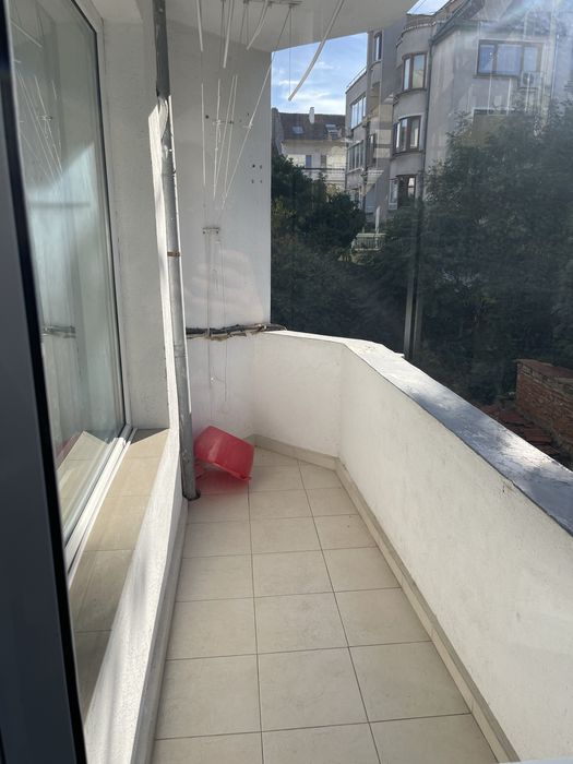 Дава се под наем Двустаен апартамент в Бургас, Център - 78 кв.м за 408 € - Снимка #9