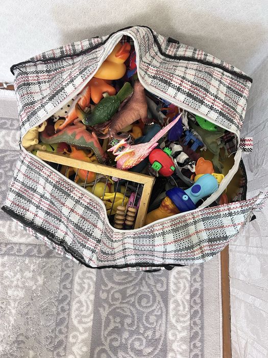 Продам детские игрушки