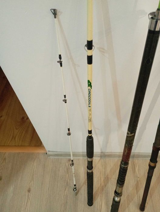 Ретро въдици ,готови за риболов