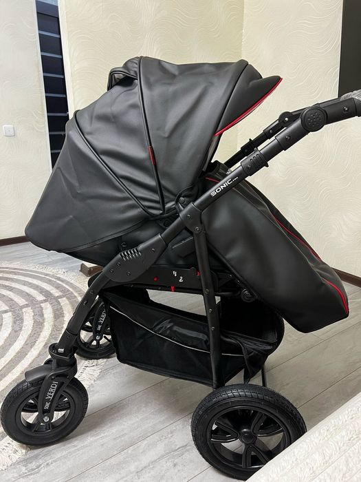 Продам коляску в отличном состояние