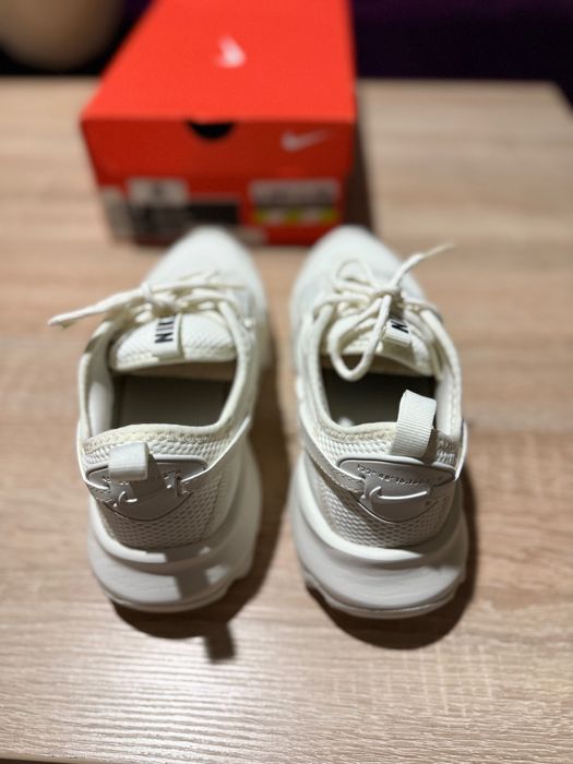 Маратонки Nike TC 7900