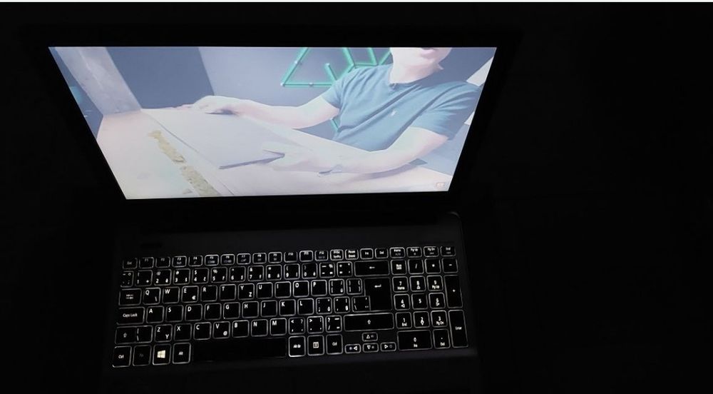 Aspire V 15 -V3-572G