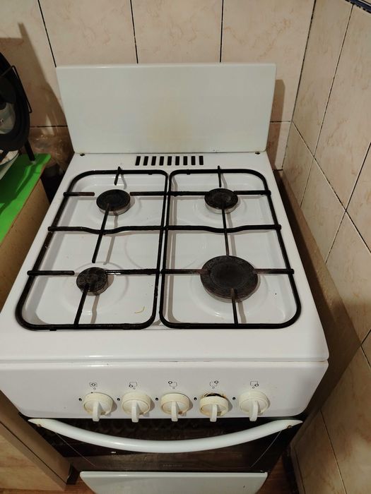 Газовая плита, в хорошем состоянии