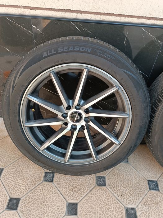 Vossen Diska Balon 215 55 R17 Holati Yaxshi Skitkada