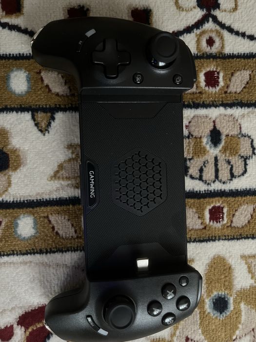 Игровой контроллер для телефона