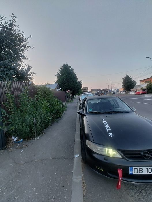 V/s Opel Vectra b 1.8 benzina și gpl