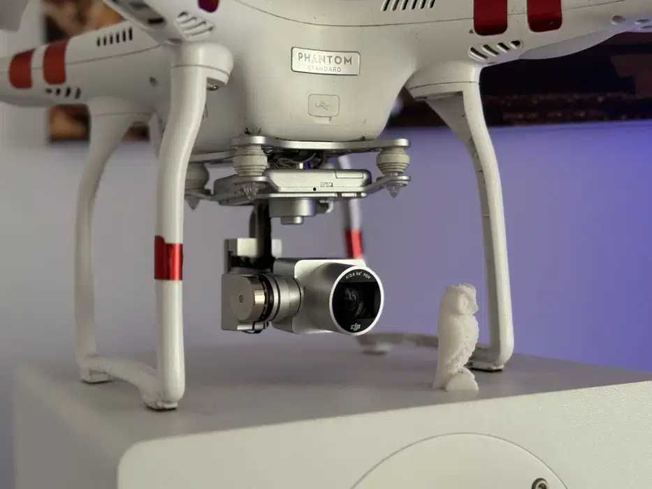 Oferta 2 drone DJI Phantom 3 Standard: cu probleme, dar zboară