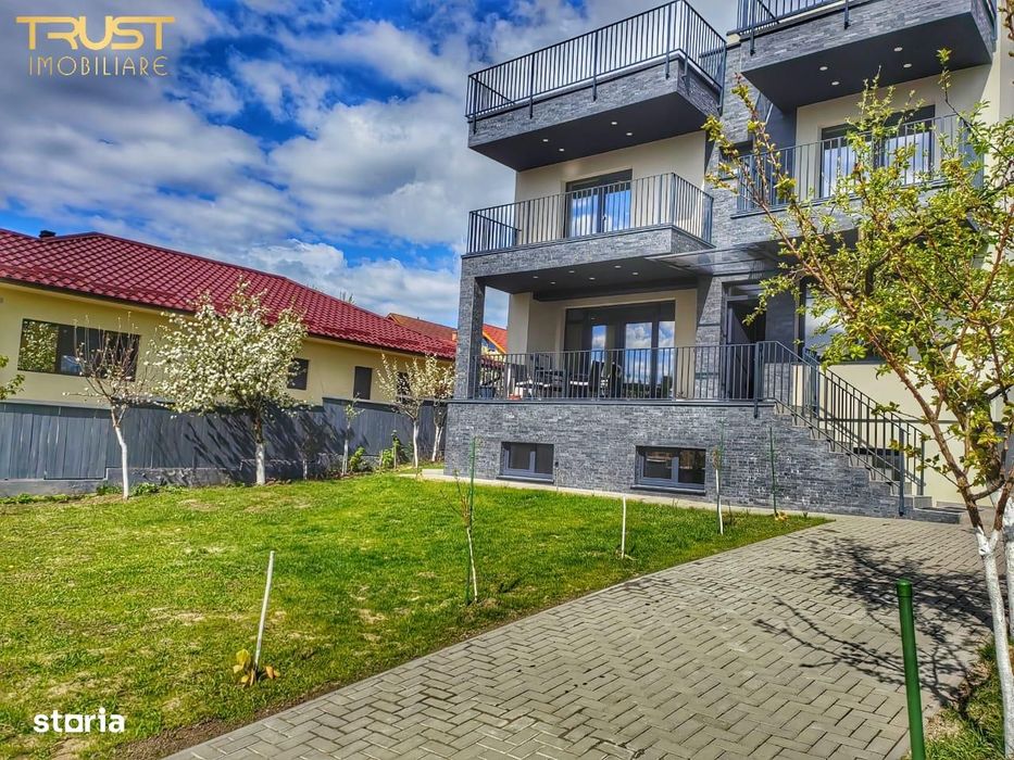 Birou | Cabinet |  I 125 Mp I Loc de parcare I Curte