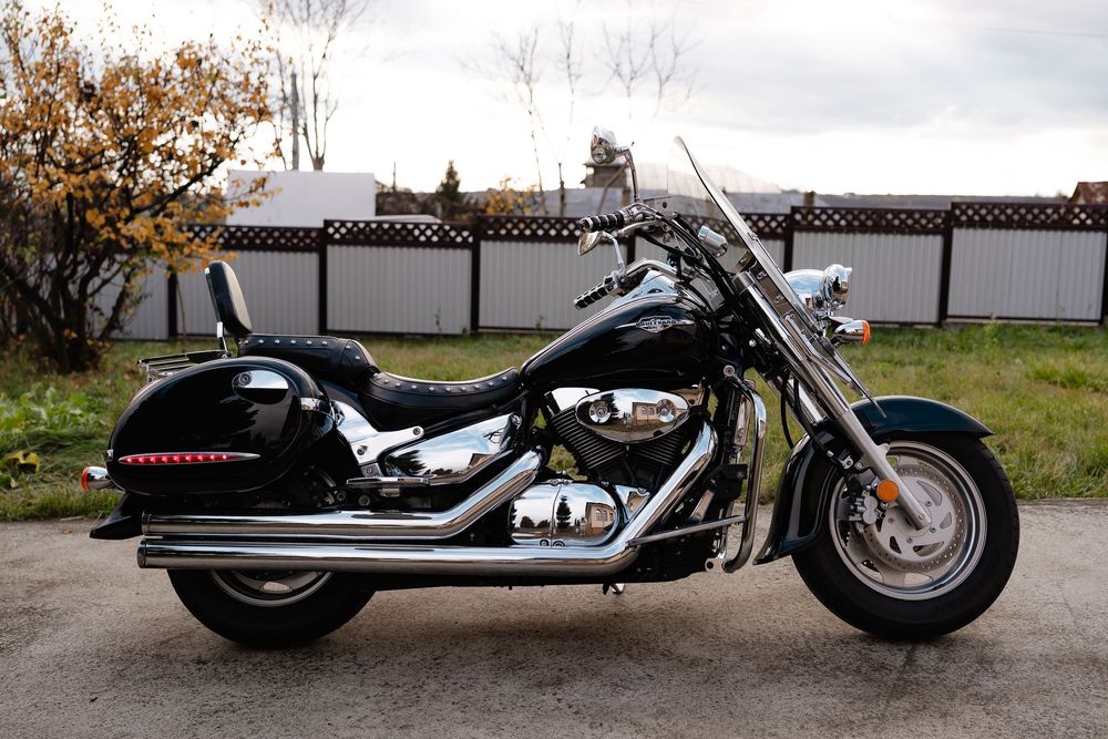 Suzuki Boulevard C90T