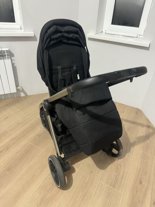 Продам коляску трансформер Teknum 531