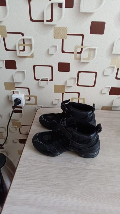 Кроссовки-Джазовки (обувь для танцев)/у