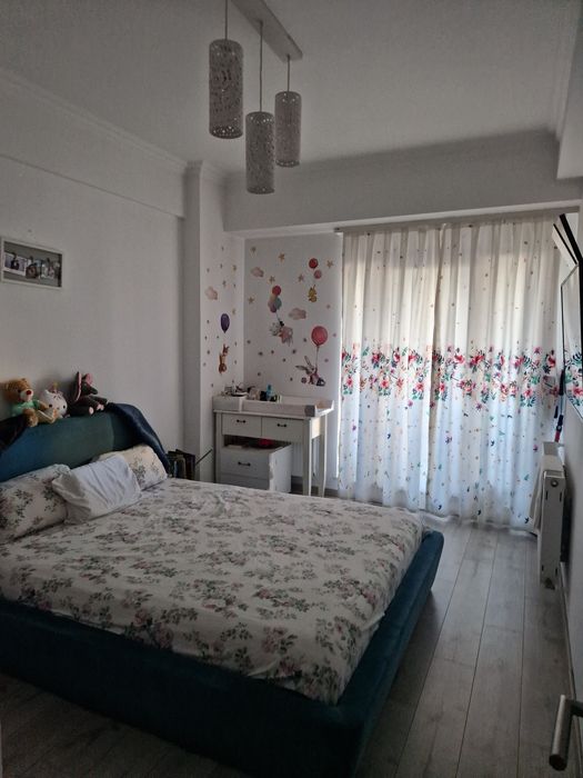 Vând apartament cu 2 camere în complex Solid Residence Grindeanu