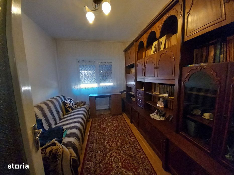 Bd. Traian - Clinica Sante, apartament 3 camere, decomandat!