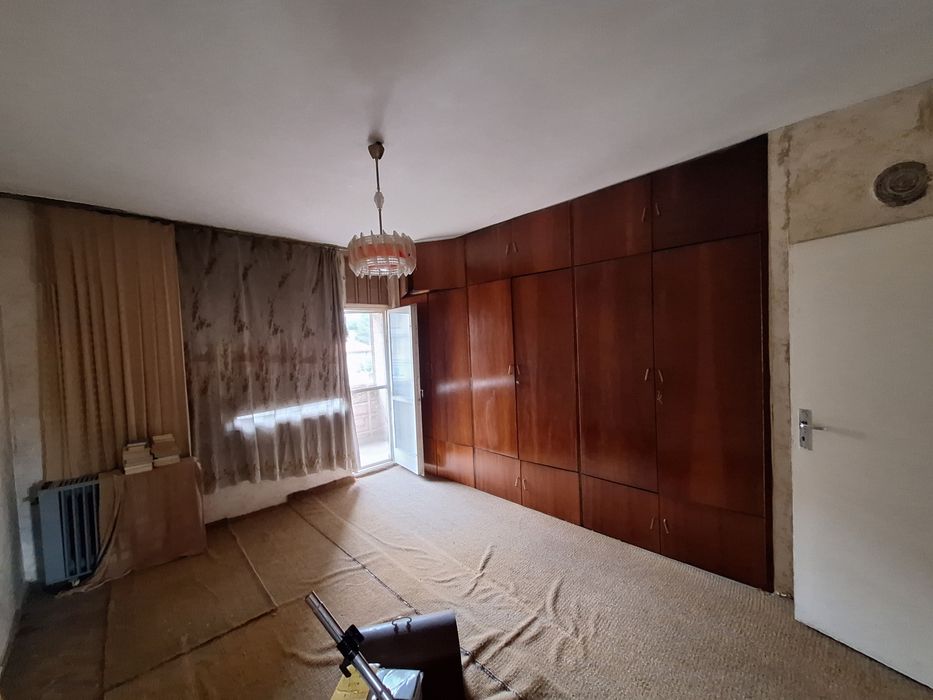 Продава се Четиристаен апартамент в Търговище, Център - 90 кв.м за 923 €/кв.м - Снимка #9