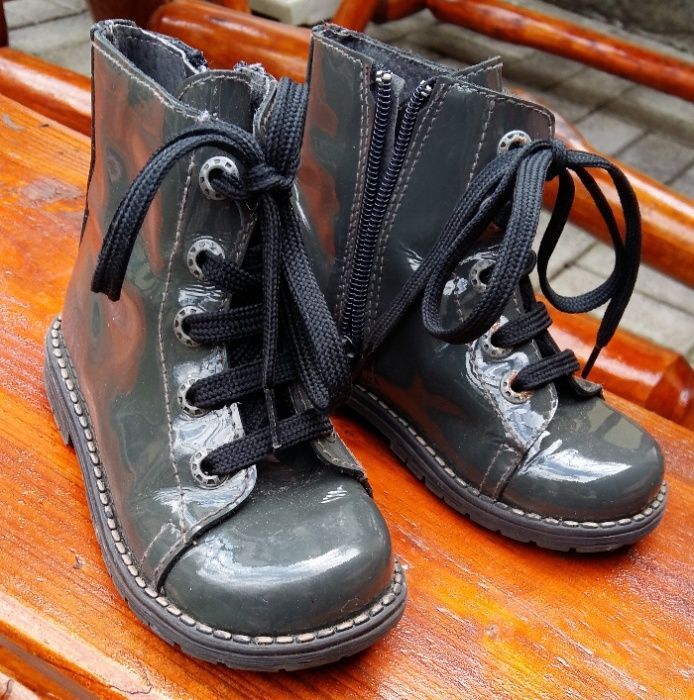 Ghete piele lacuita 24