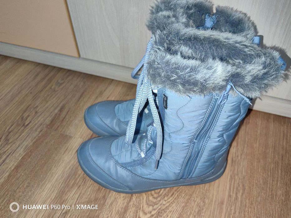 Детски ботуши Декатлон 37 и 38 номер.