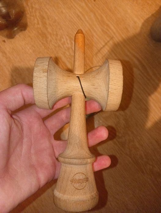 Kendama traker sweets