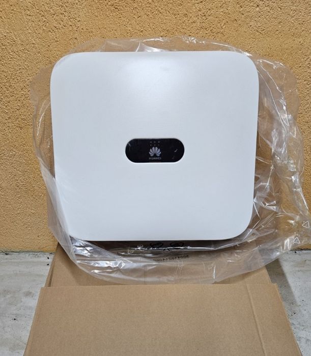 Invertor Huawei 10KTL-M1