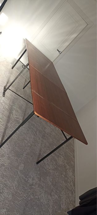 Продам стол раздвижной