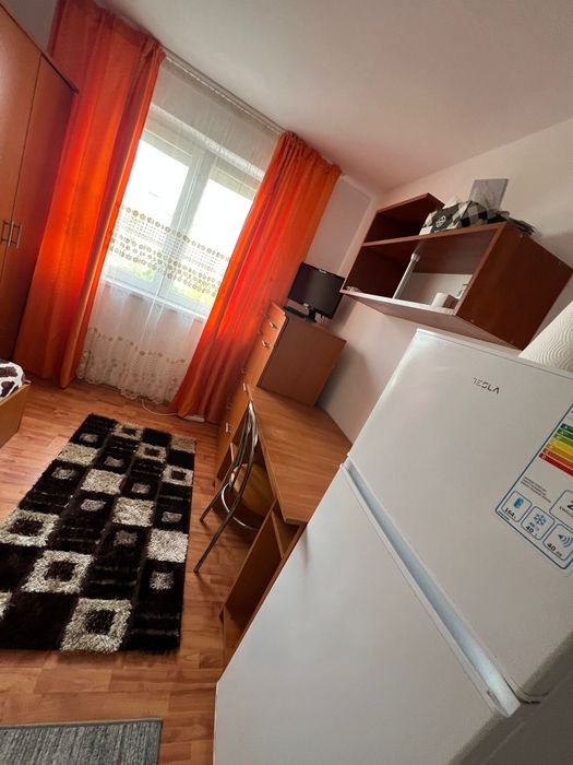 Închiriez garsonieră confort 2