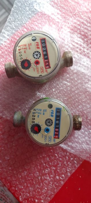 Vând contoare de apa 70 lei/2 buc.