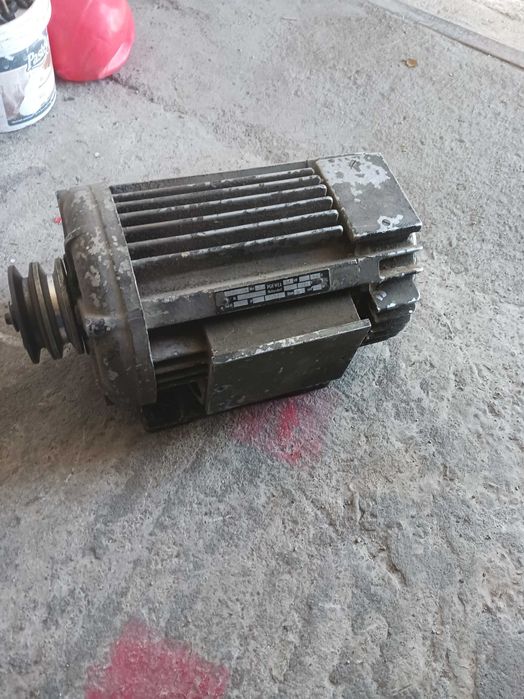 Ел. Двигател  монофазен