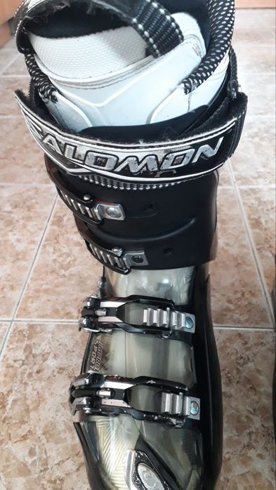 Продавам ски обувки Salomon