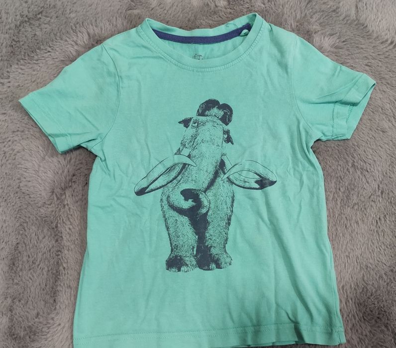 ВСИЧКО за 5 € Дрехи за момче 98-104