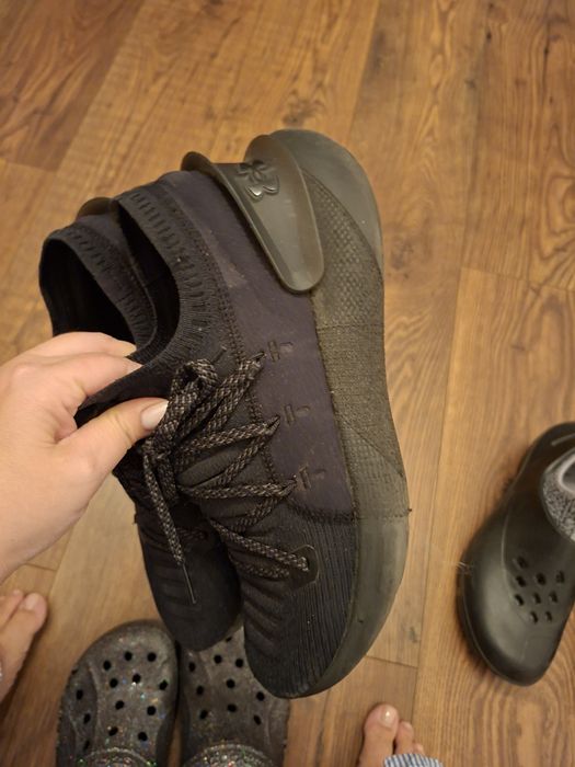 Asidasi Under armour