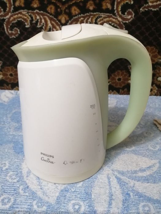 Электрический чайник продам