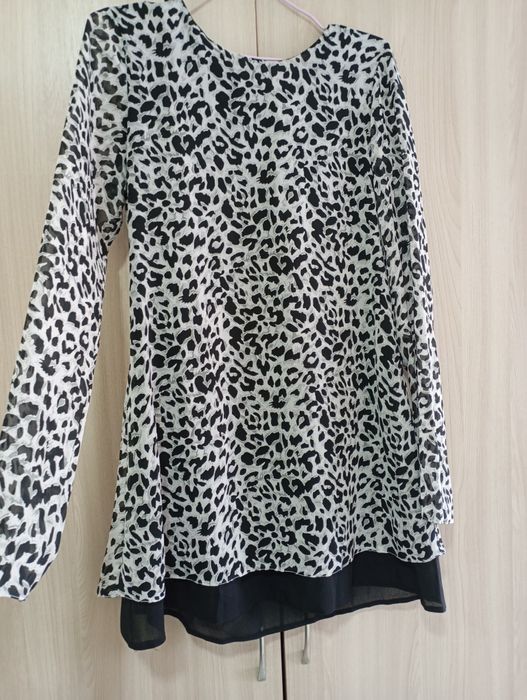 Продам платье 1000