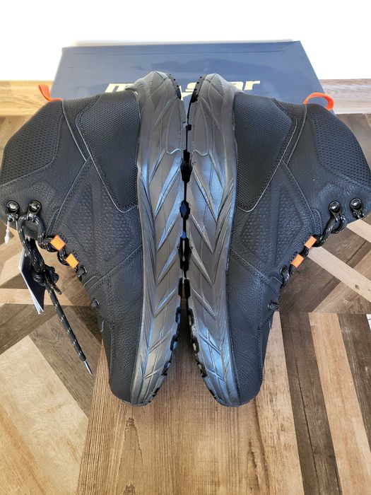 Нови мъжки боти 43 номер - Waterproof