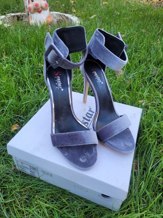 Sandale dama 38 gri