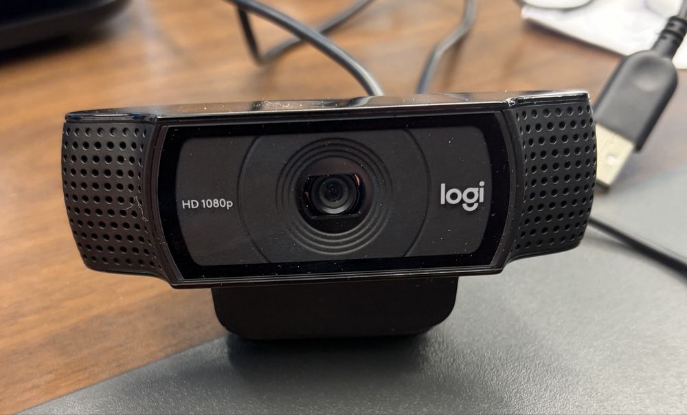 Продам Веб камеры Logitech C920HD PRO