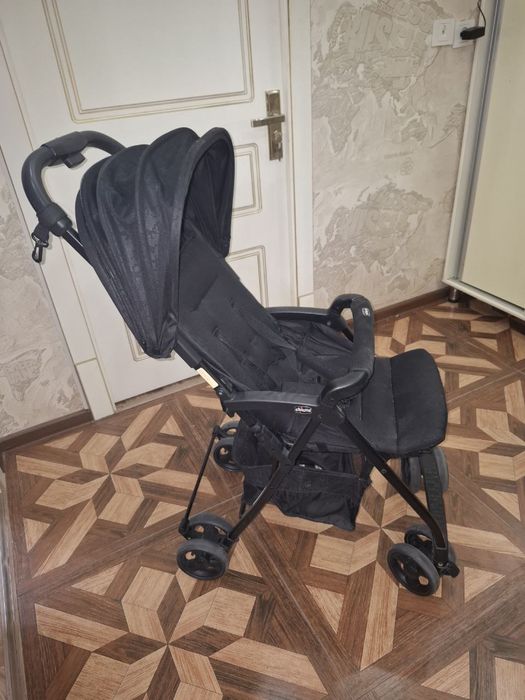 Детская прогулочная коляска бренда Chicco ohlala