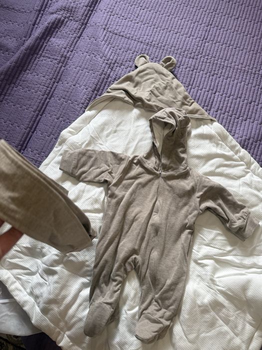 Конверт с комбенезоном на выписку