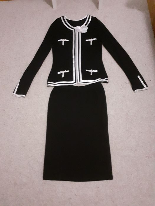 Compleu elegant de dama