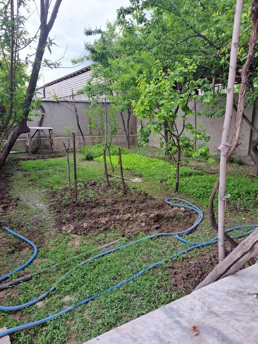 Срочно продаётся дом  8 соток,8 комнат по цене 3-х комнатный квартиры