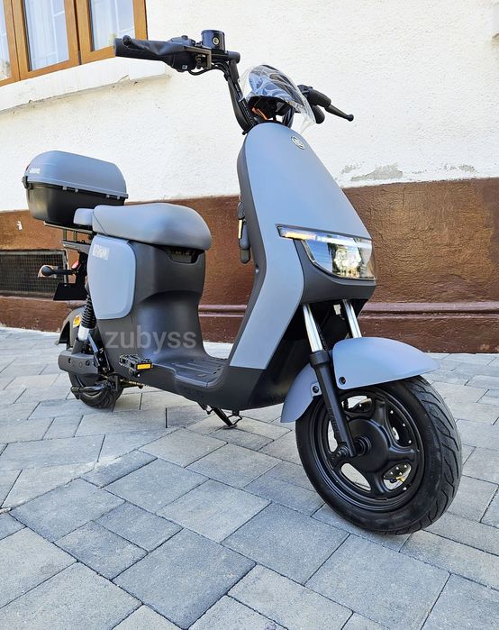Scuter Electric Moped 800W Baterie 20Ah  Fara Înmatriculare