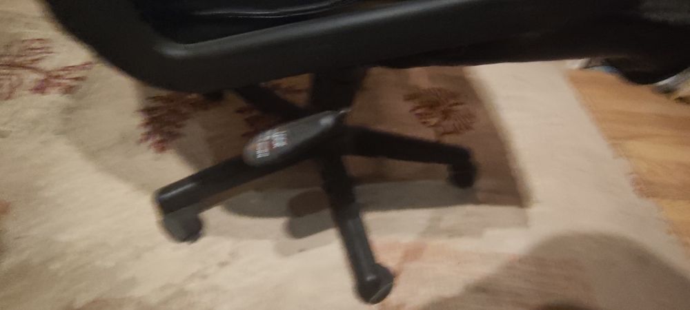 Стол офис черен президент