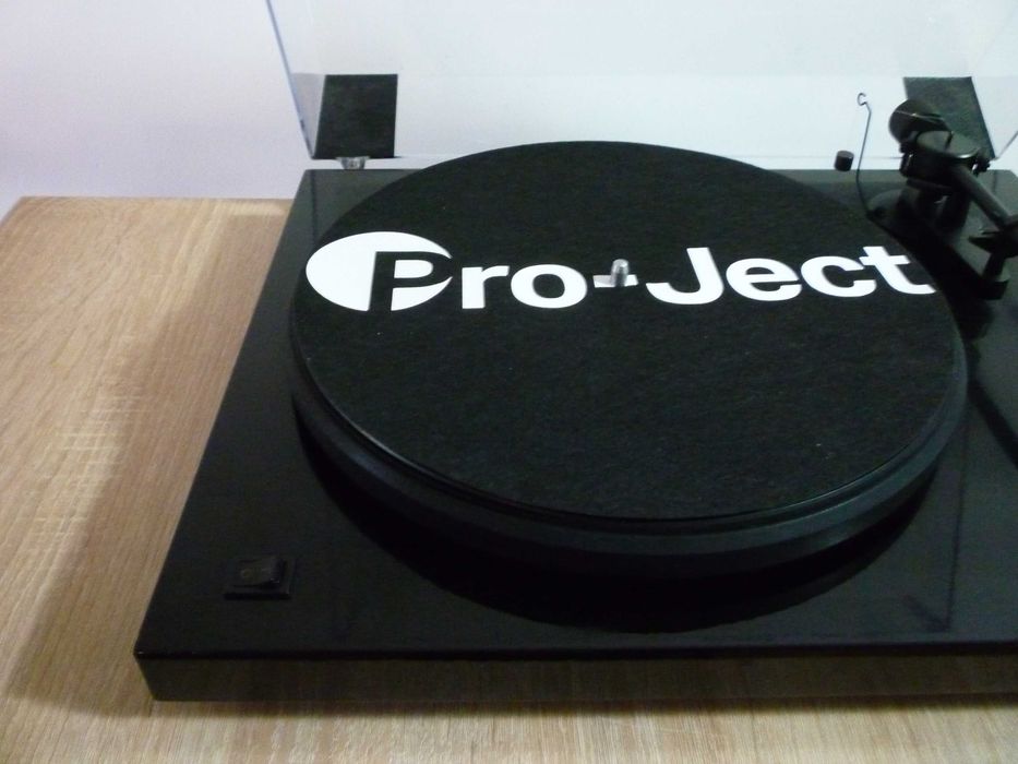 pick-up   pro-ject  debut  ll