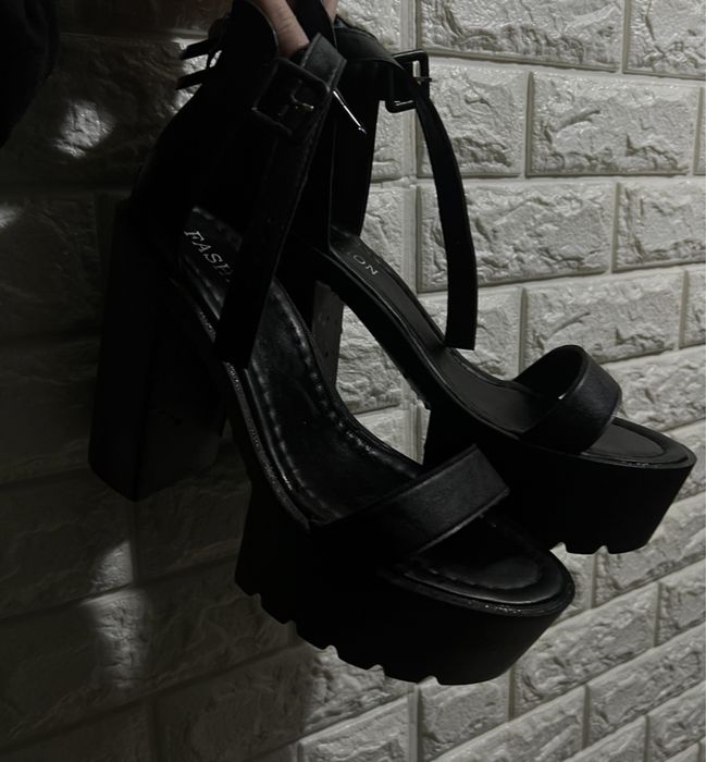 Каблуки 40-41 размер