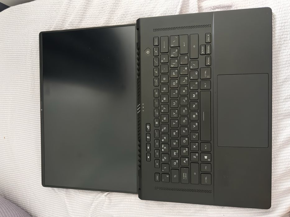 asus rog zephyrus g16 2023