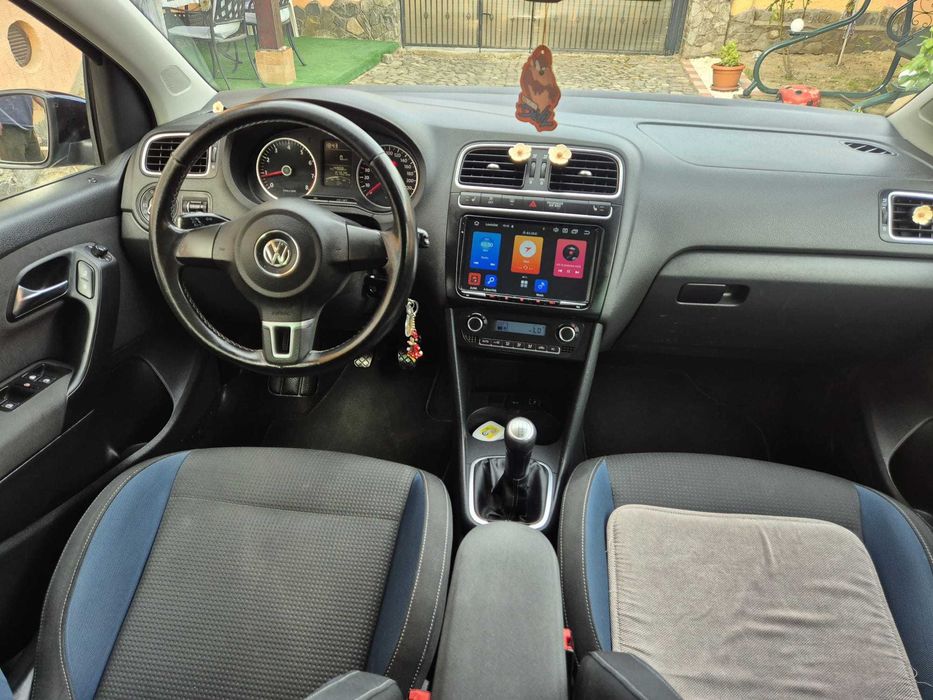 VOLKSWAGEN Polo 2010 — imagine 5