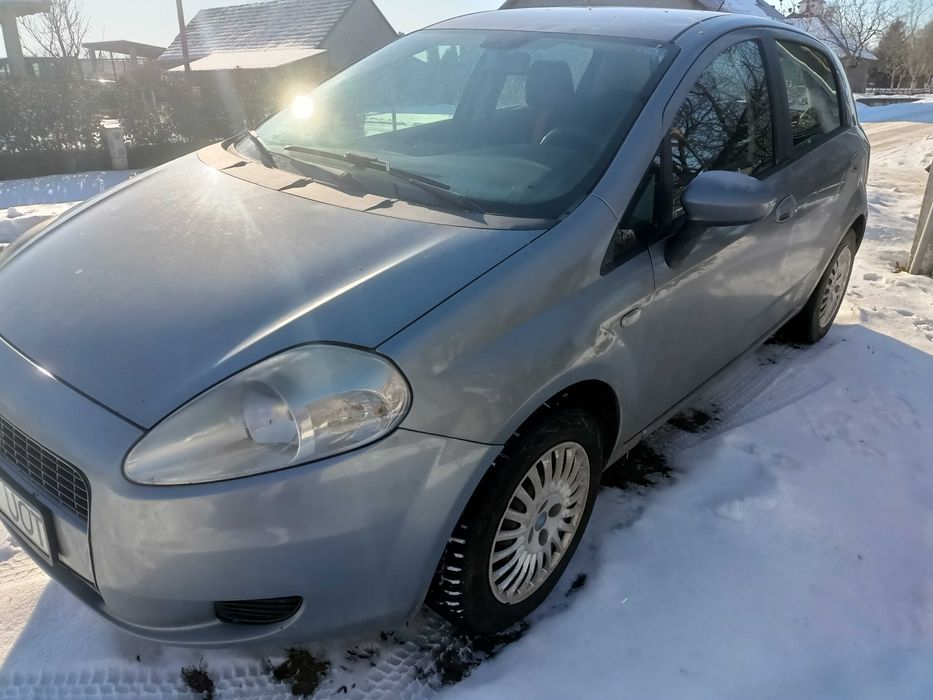 Vând Fiat Grande Punto