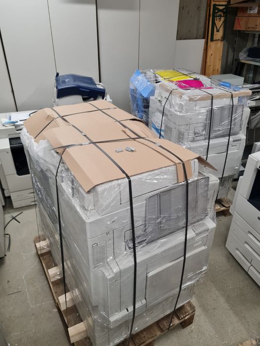 Цветна копирна машина Xerox